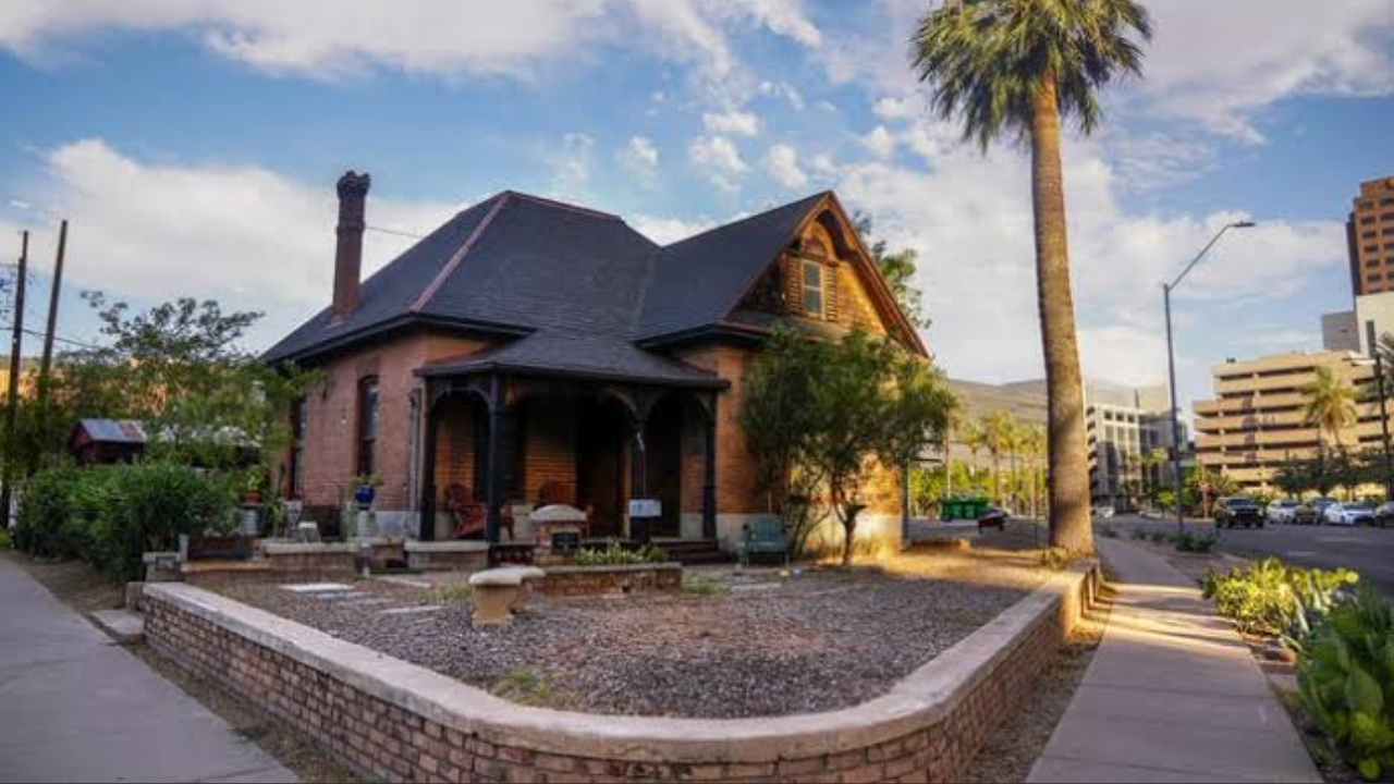 International Briefing: Man who owned historic home 51 years keeps it after ASU drops takeover bid