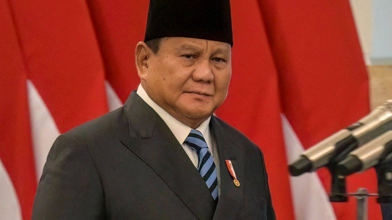Enterprise Tech Shift: Indonesians sue president over haze – can it clear the air? and the Scaling Frontier