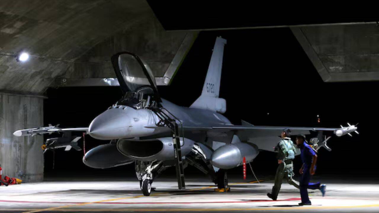 Enterprise Tech Shift: Taiwan to receive first new F-16 Viper jets from US and the Scaling Frontier