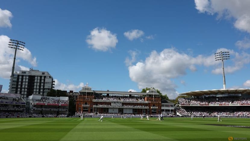 Global Perspective: ICC announces five-run penalty for batters wasting time