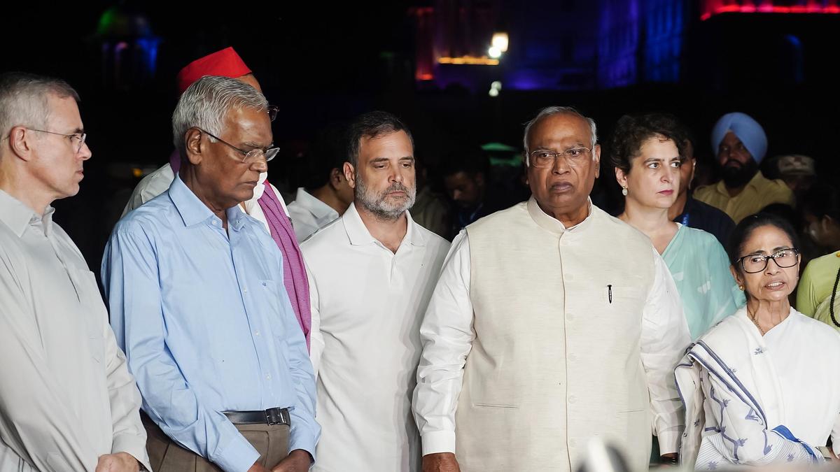 Rahul Gandhi Calls for 'As Indians' March to Supreme Court, Accuses Modi Govt of 'Undeclared Emergency'