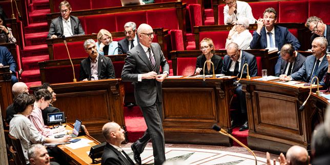 France Struggles to Reassure Financial Markets As Asian Investors Fuel Distrust