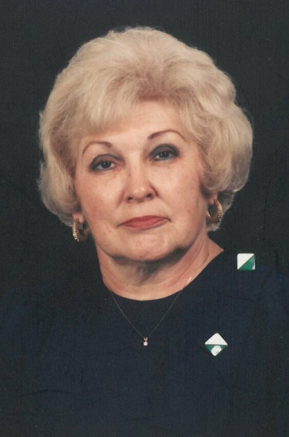 Charlene Hill Hood, 92, Dies in Amarillo; Graveside Service Set for Tuesday