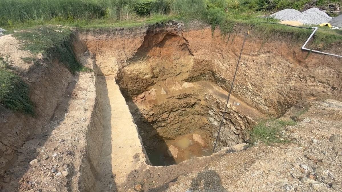 Enterprise Tech Shift: Two workers killed in soil collapse during farm well construction in Tiruvannamalai and the Scaling Frontier