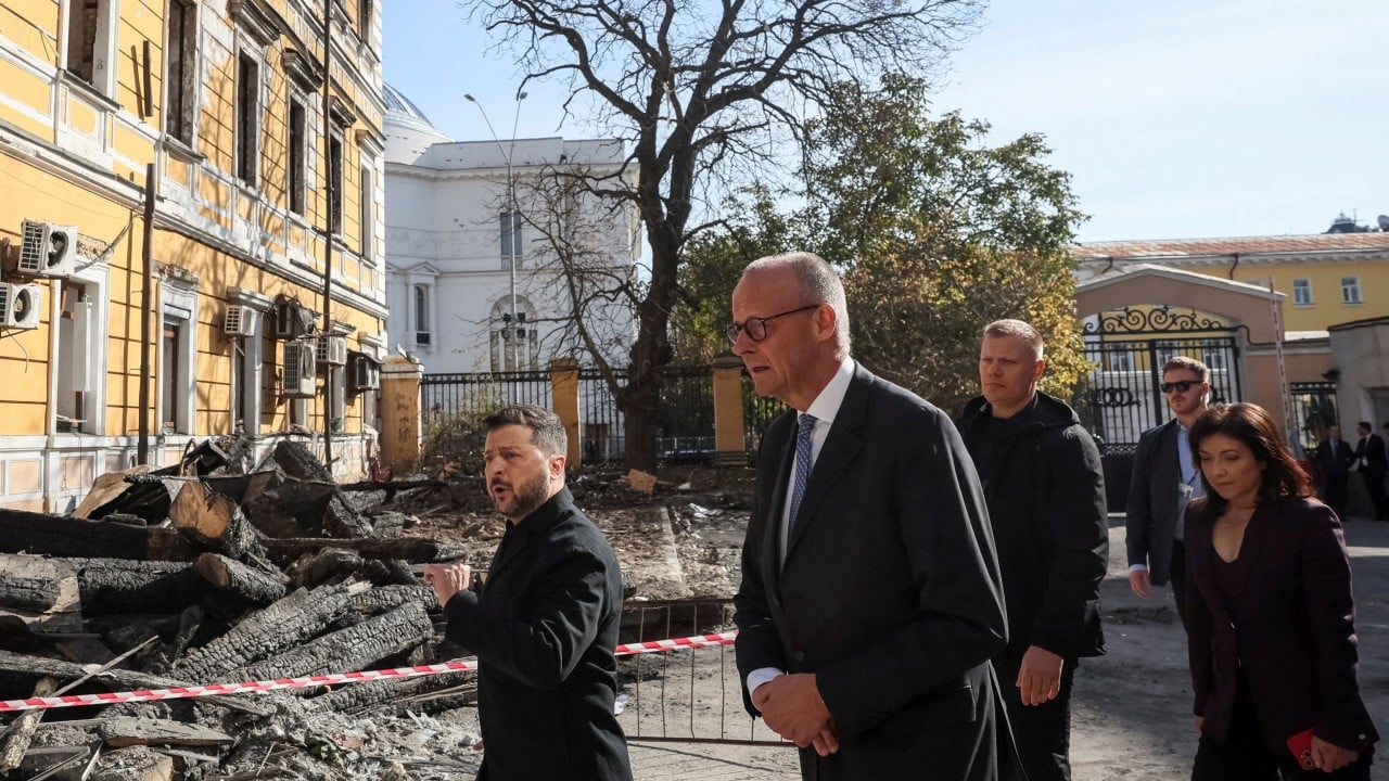 Russia Launches Strikes on Kyiv Bridge As Germany’s Merz Visits, Pledges Aid as Regional Tensions Surge