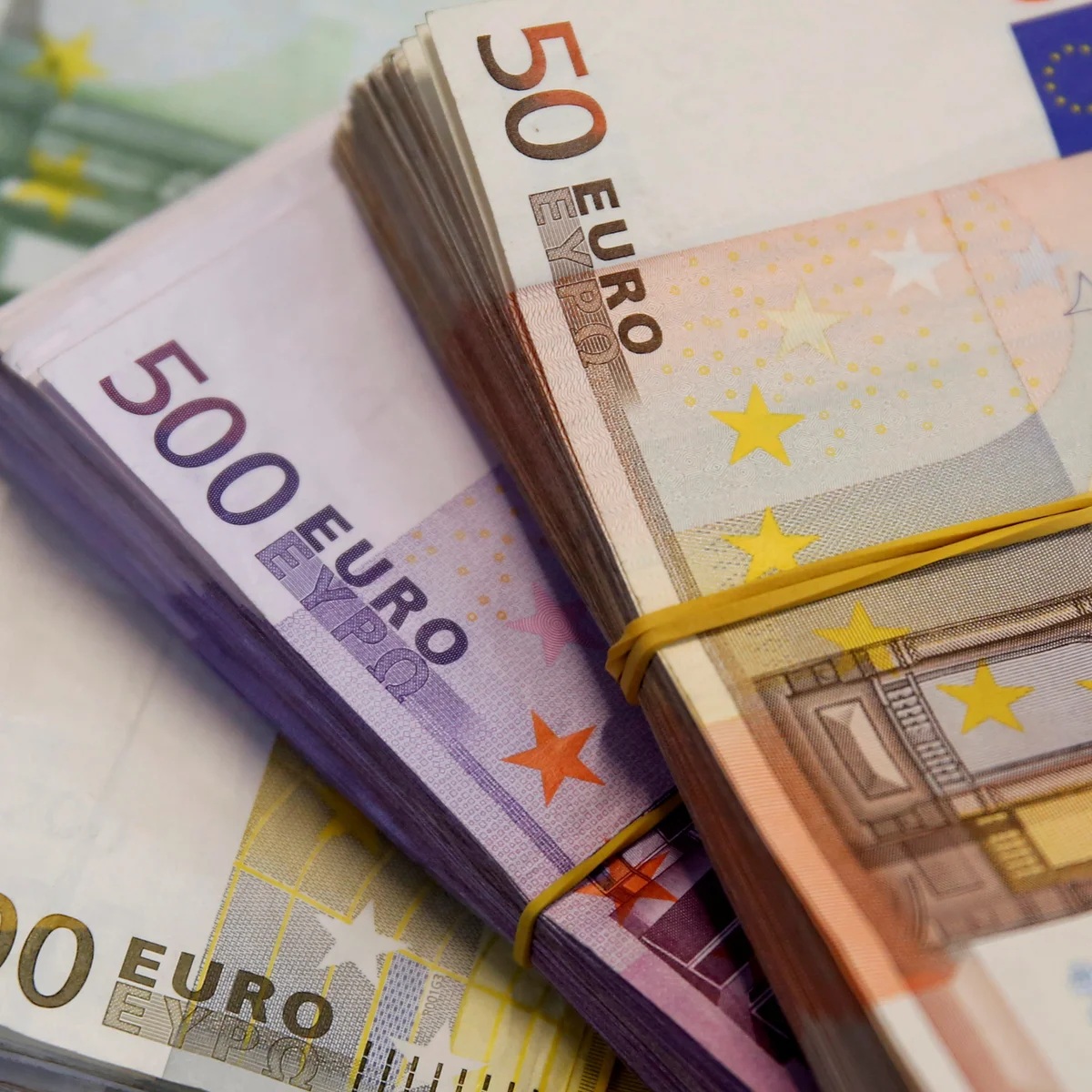 Money Isn't Math—It's Emotion: The Hidden Psychology Reshaping Your Wallet