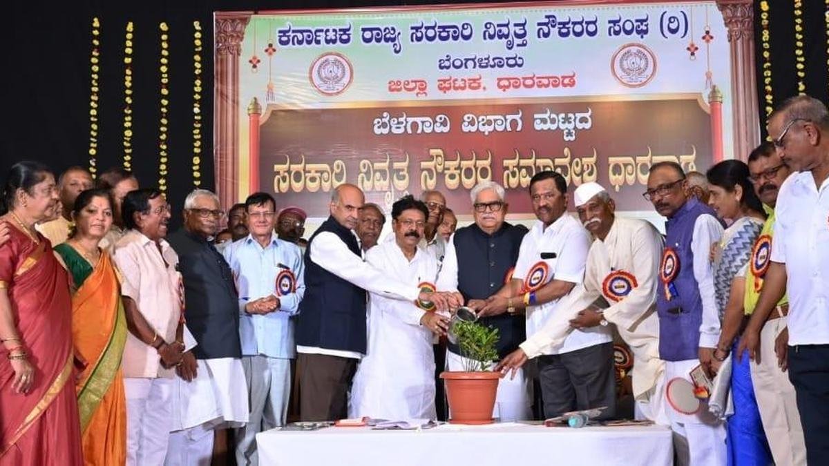 Government employees play key role in State’s development, says Speaker