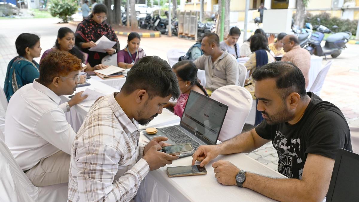 Amid Bulk Filing, ECI Sets Limit on Form 7 Submissions as International Observers React