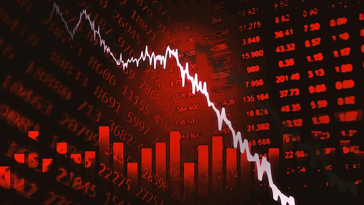 Economic Impact: Sensex, Nifty Fall as Bond Yields and FII Selling Pressure Markets