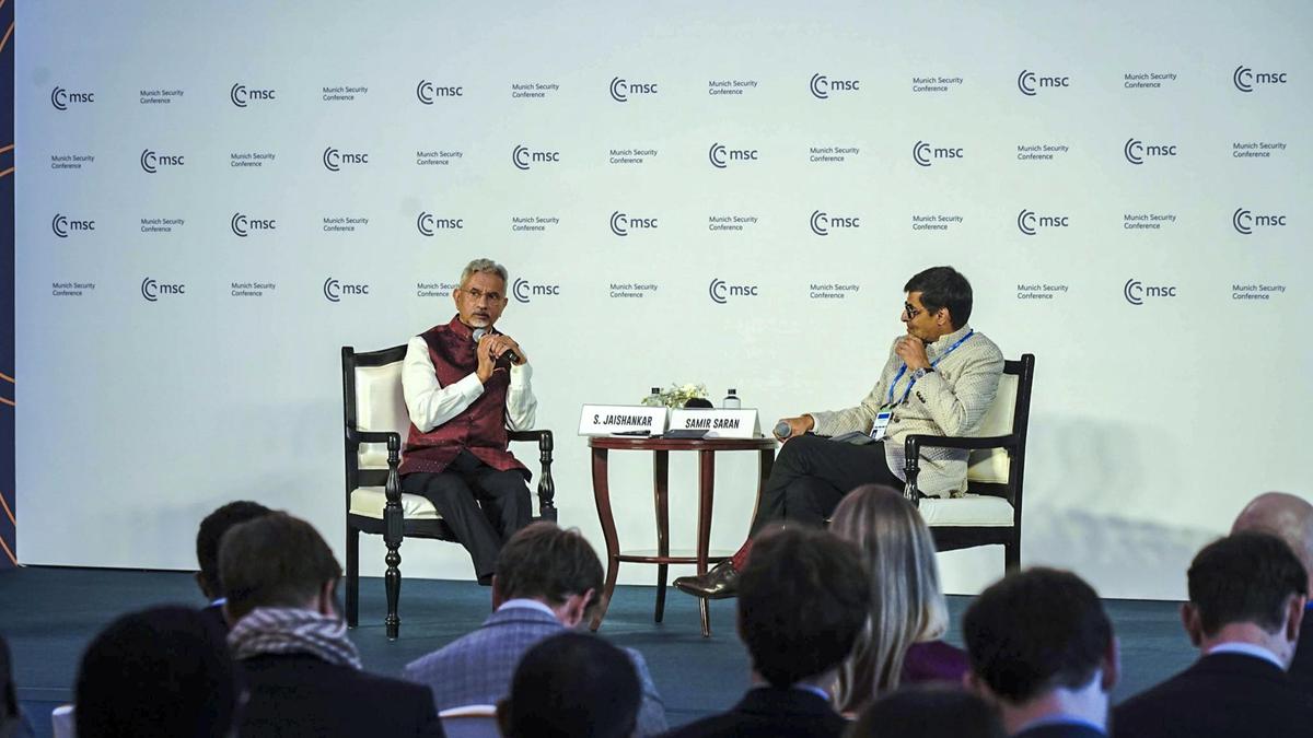 Jaishankar Meets U.s. Indo-pacific Commander Paparo, Discusses Maritime Security