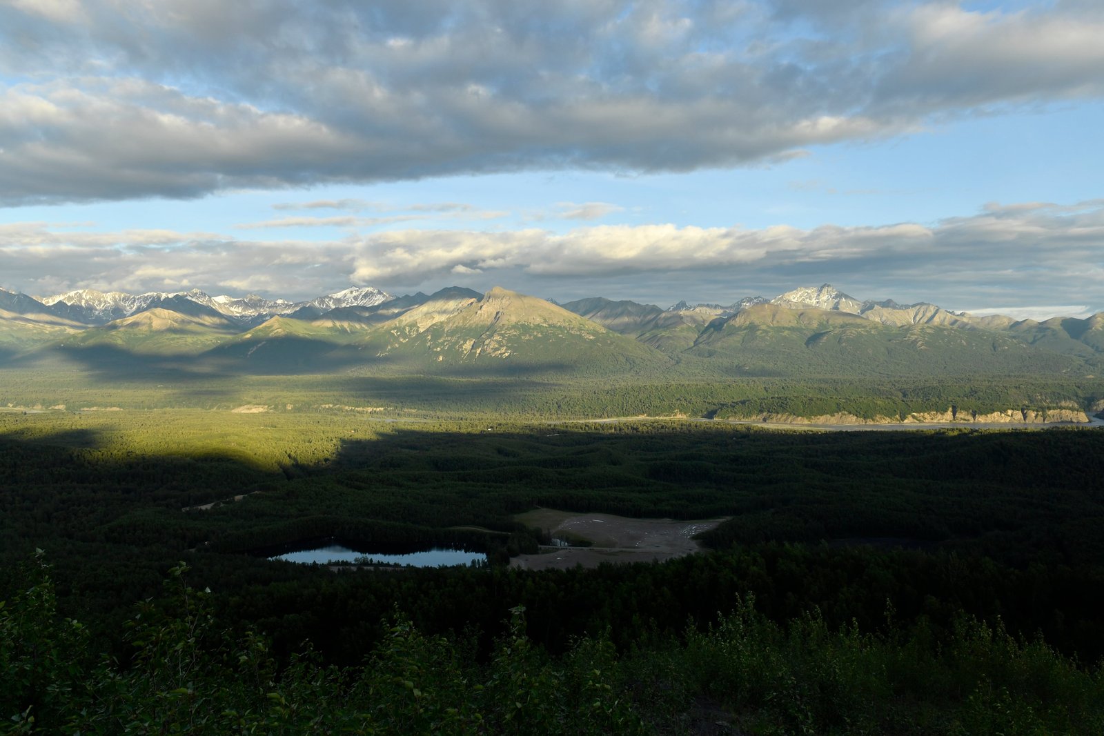 Market Developments: DPS: Former Alaska wildlife trooper fatally shot by family member near Mat-Su lake