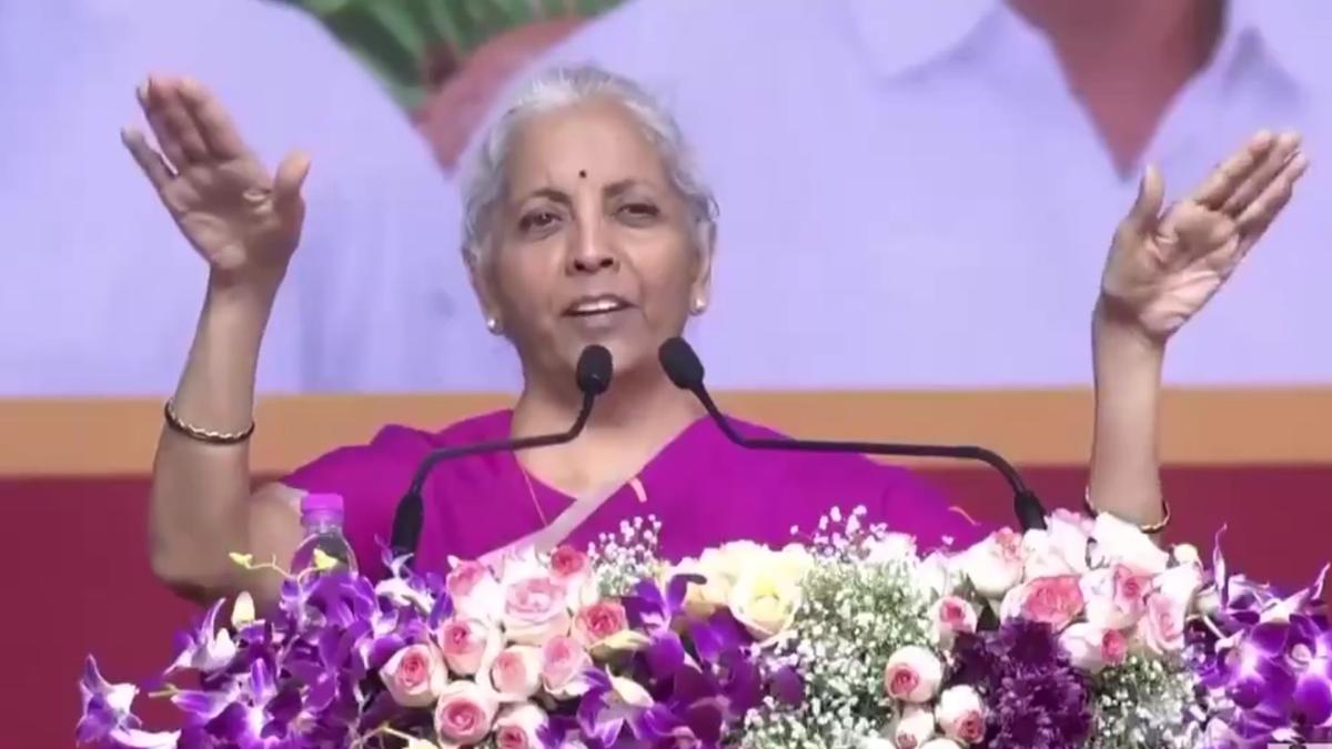 Naidu Silences Crowd at Sitharaman Event? Congress-NDA War of Words Erupts
