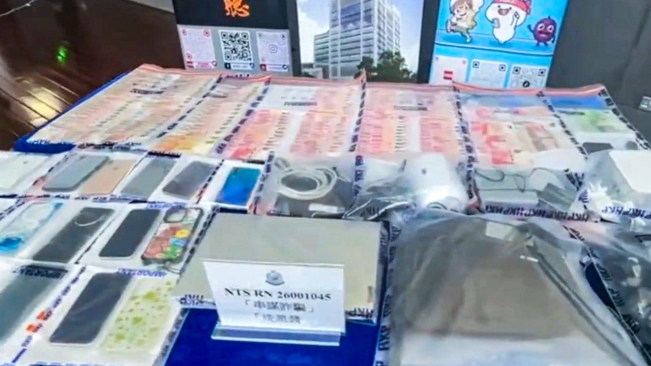 Hong Kong Police Arrest Students As Alleged Key Figures in Hk$2.16 Million Scam Ring