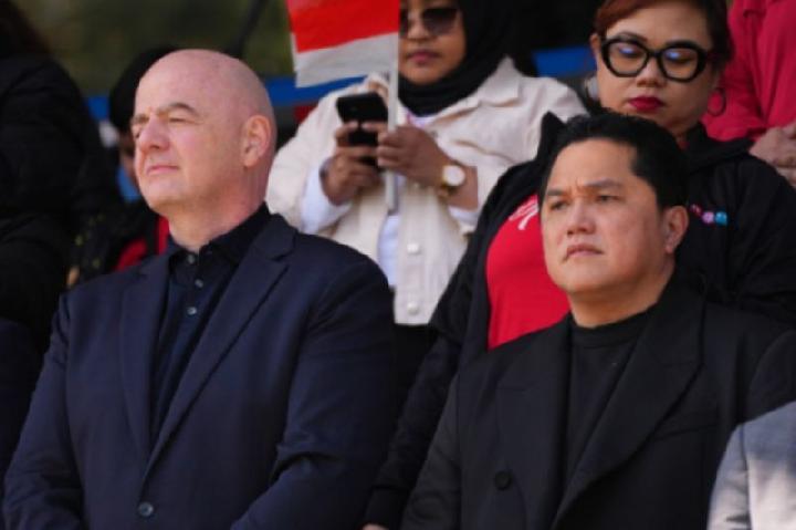 FIFA President Gianni Infantino Inspects Jakarta Stadium Ahead of FIFA ASEAN Cup Final