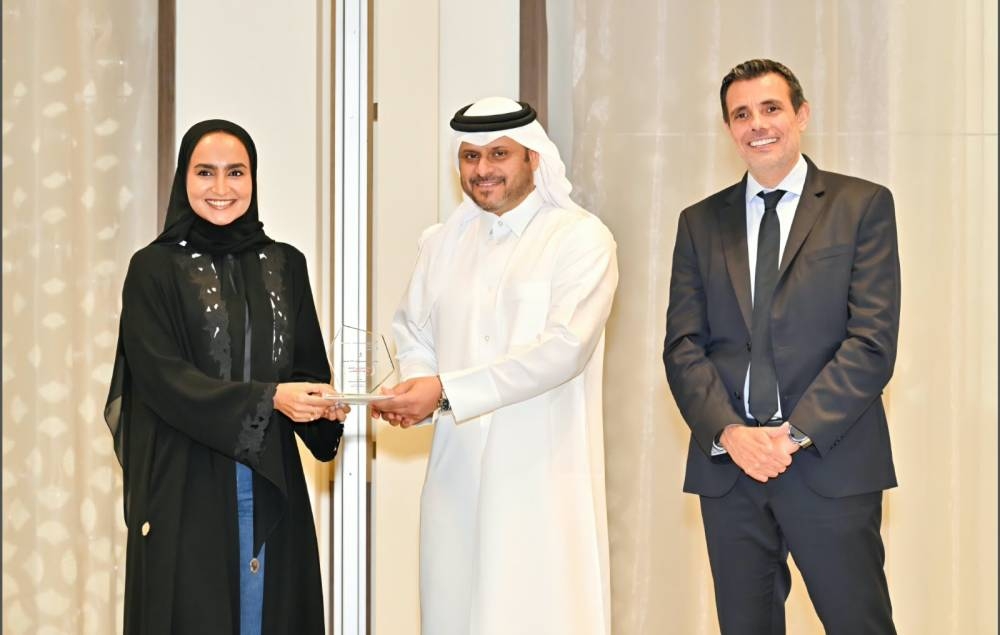 SC Receives AI Transformation Leadership Award as Market Analysts Weigh Next Moves