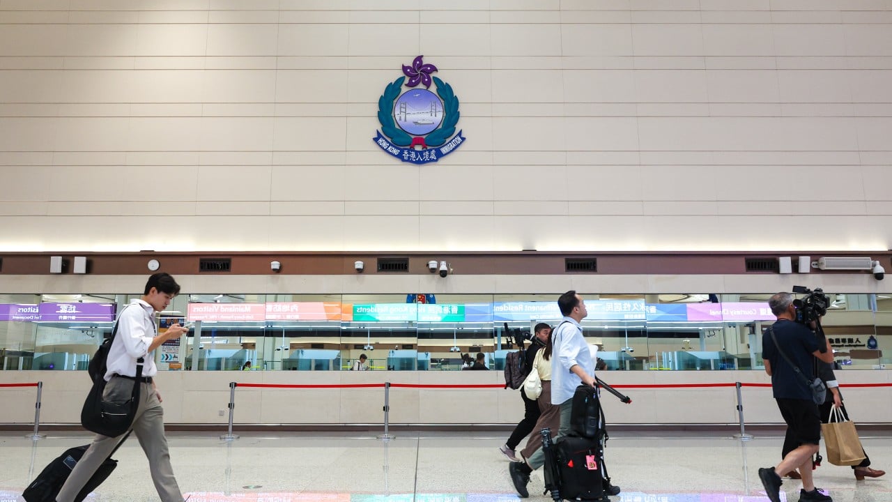 Hong Kong to Deploy Extra Manpower for Huanggang Port Opening on Monday