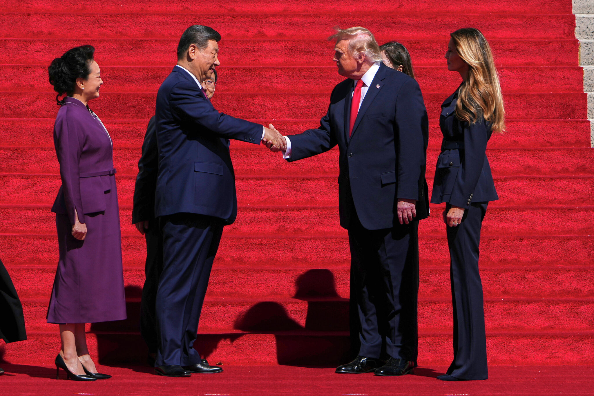 Enterprise Tech Shift: Can Xi and Trump contain the dangers of AI? and the Scaling Frontier