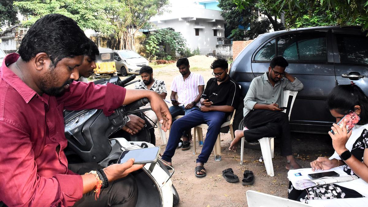 International Briefing: Telangana SIR | Over two lakh voters receive notices, without reason mentioned in constituency-wise anomalies list