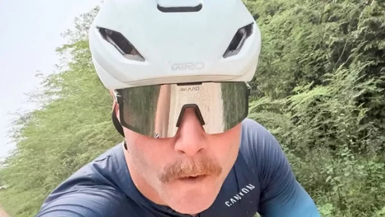 Bottas Ditches Private Jet for 350km Cycling Odyssey to Singapore Grand Prix