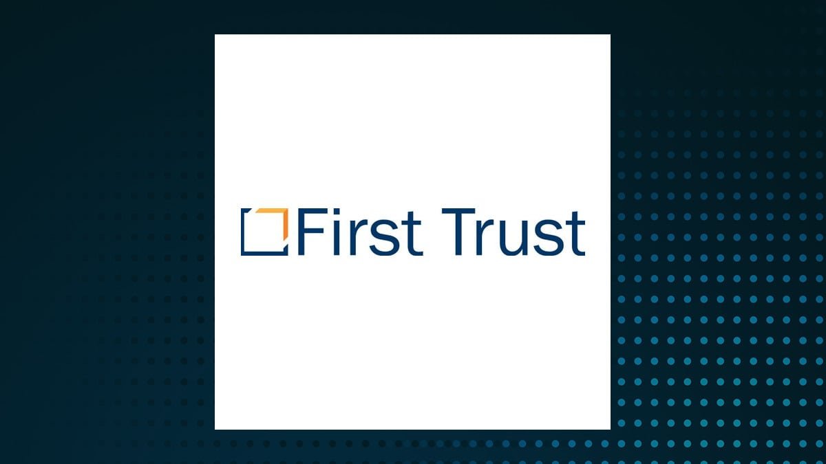 FT Vest U.S. Equity Buffer ETF – May $FMAY Stock Holdings Lifted by Envestnet Asset Management Inc.