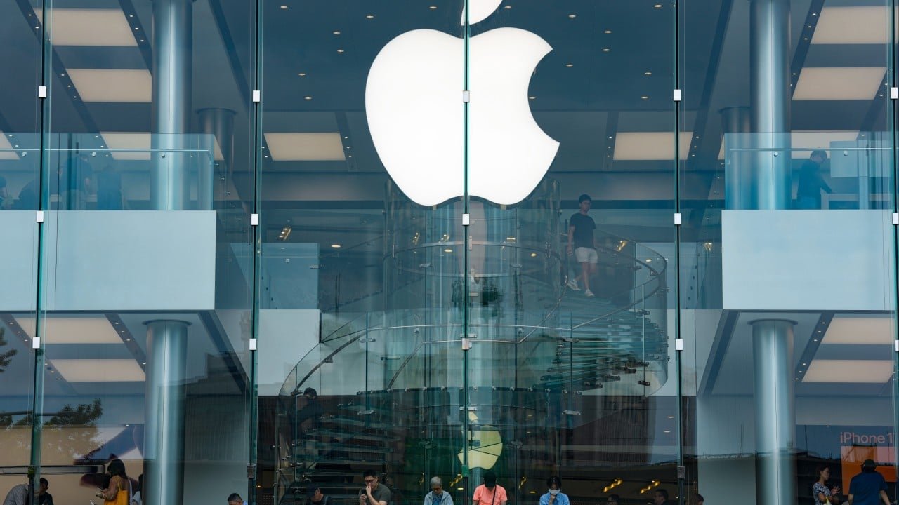 Developing Story: Hong Kong police receive 1,503 reports of suspicious iPhone charges worth HK$30m
