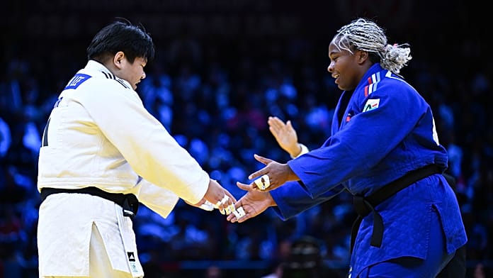 Lee Claims World Gold As Tasoev Secures His Third World Title in Baku