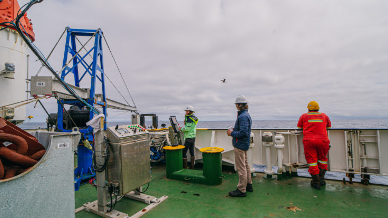 Developing Story: Scientists tracked deep-sea dye; canyon water rose 100 metres a day