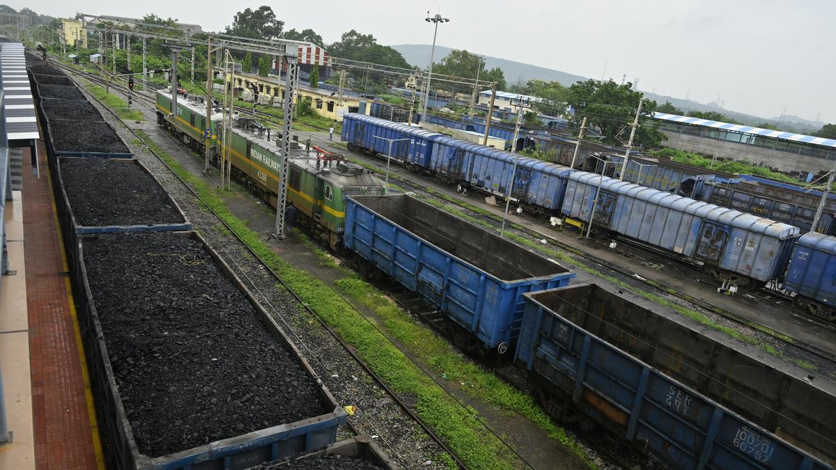 Coal Crisis Averted? Stocks at Thermal Plants Stay Above 18 MT as Supply Deficit Narrows