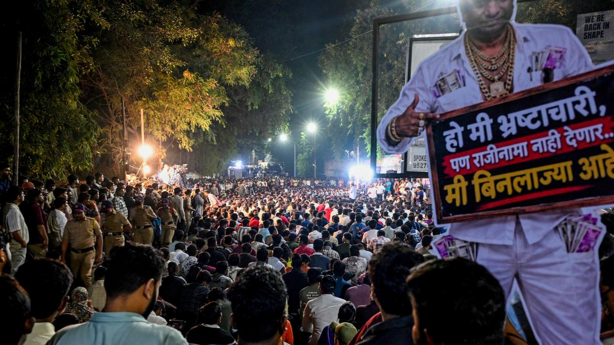 Pune Police File FIR Against 15 Over MPSC Protest Chaos