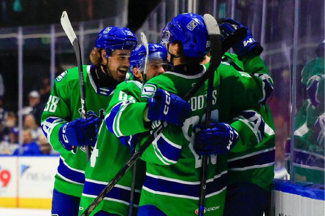 AHL Shocker: Abbotsford Canucks Rookies Cootes and Lind Explode for 3 Points Each in Coach Papaioannou's First Win