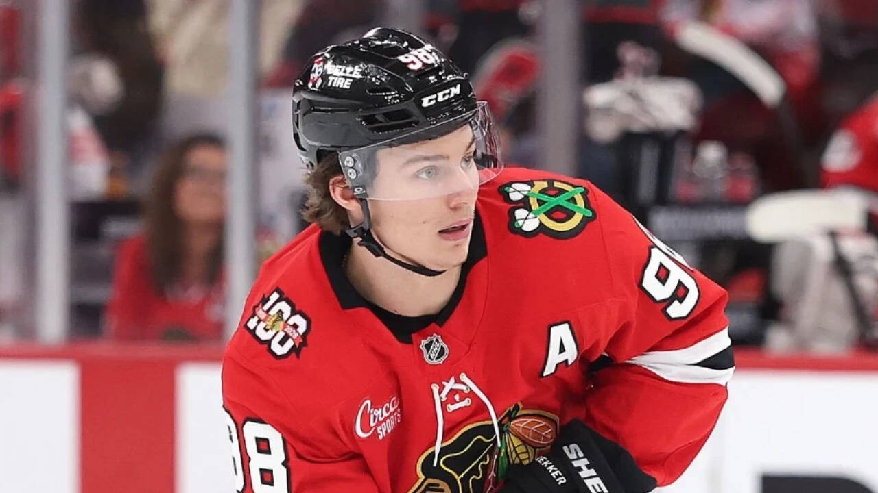 Crypto Markets in Focus: Connor Bedard secured $75 million at just 21: How the Blackhawks superstar Connor Amid Shifting On-Chain Metrics
