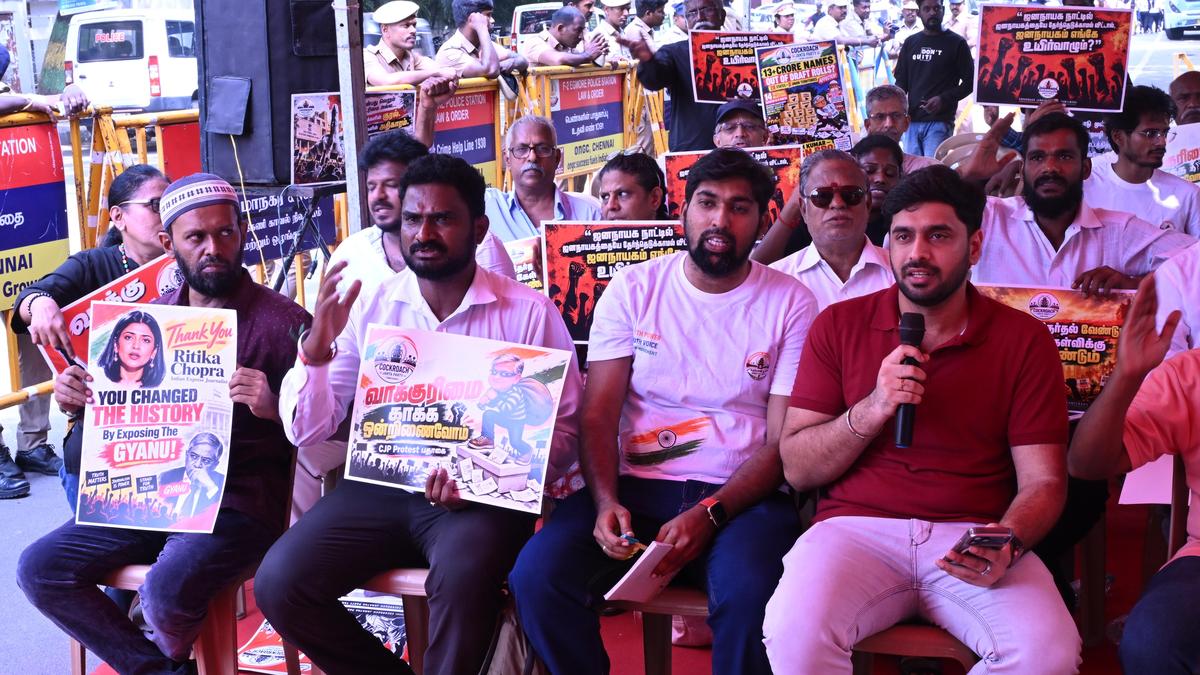Cockroach Janata Party Protests in Chennai, Demands CEC Gyanesh Kumar's Resignation