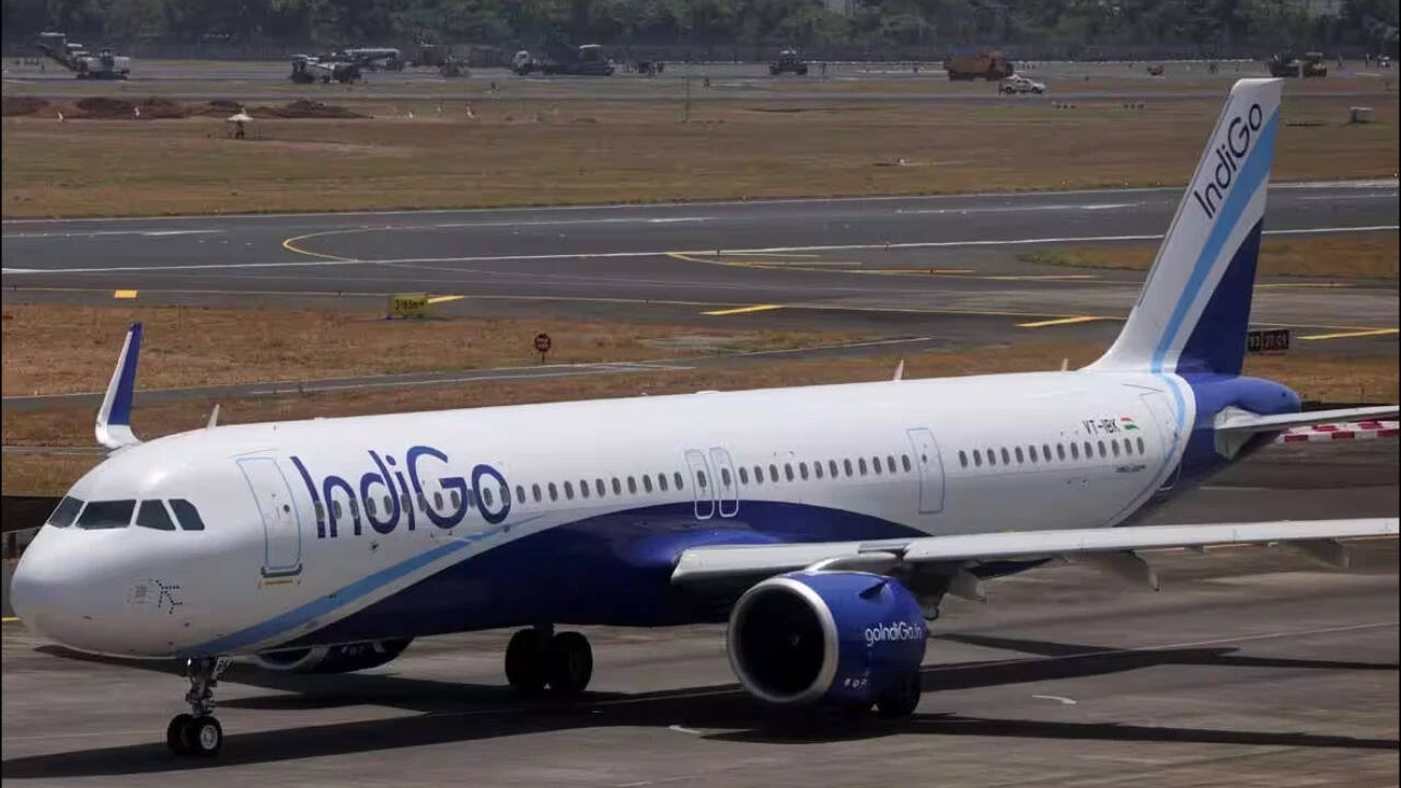 Delhi-chennai Flight Diverted to Hyderabad After Smoke Detected on Board: Report