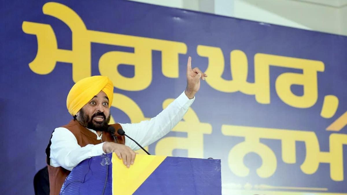 CBI Raid at Punjab CM Camp Office a BJP Campaign Tactic, Alleges Mann; BJP Denies Political Colouring