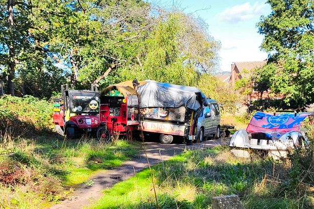 Yellow Caravan Man Makes Return to Nottinghamshire Yet Again As He Sets Up Camp