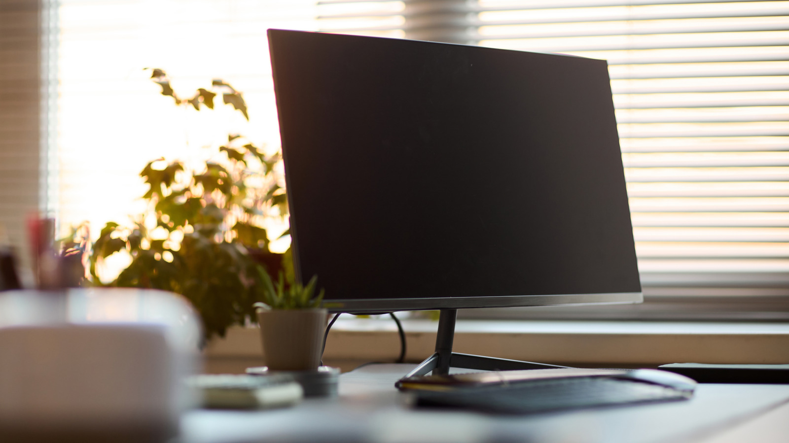 Why Mini PC Vs. Laptop: Which Is Better for Your Home Office Has Sparked Heated Debate