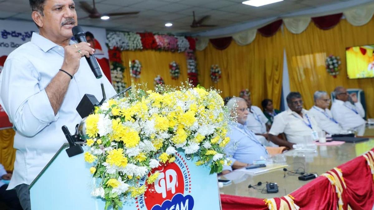 Sangam Dairy plans expansion, targets ₹2,500 crore turnover