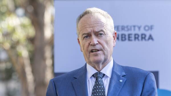 Casuals at University of Canberra Are the Biggest Winners Out of New Pay Deal