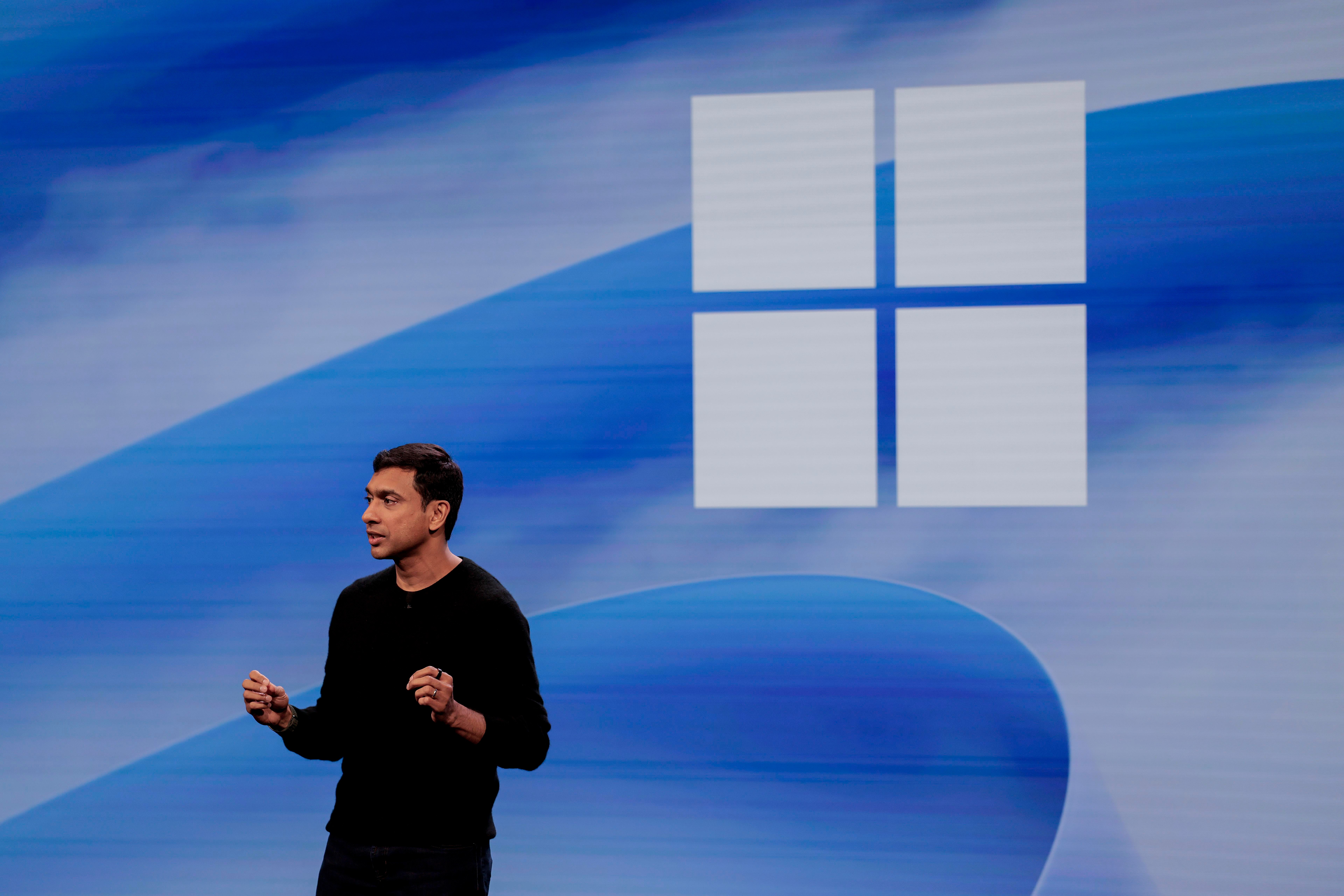 Microsoft Tries to Spark New Life Into Windows in Major Tech Realignment