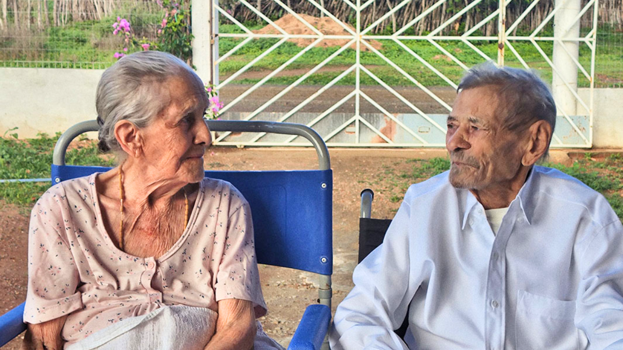 Enterprise Tech Shift: Brazilian couple married before WWII, raised 13 children and had 120 descendants and the Scaling Frontier