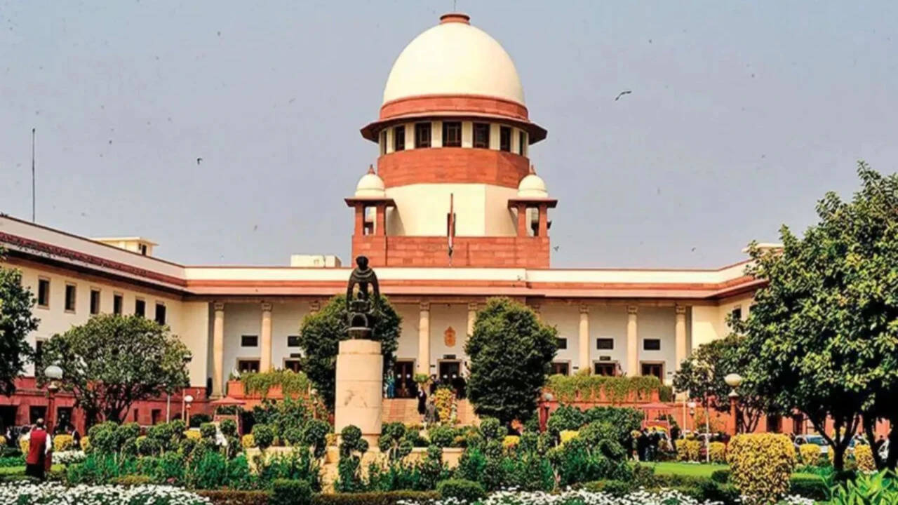 Judicial Precedent: Supreme Court stays hanging of 2008 Gujarat serial blasts convict Sparks Broad Legal Debate