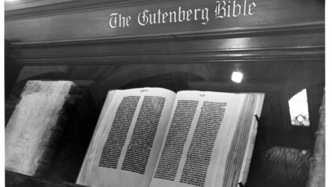 Developing Story: £25 Gutenberg Bible leaf found in English attic later sold for £39,000