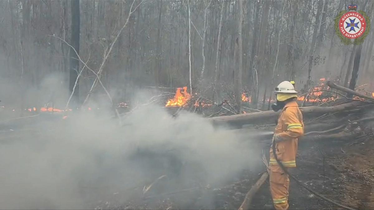 BREAKING: Two Raging Bushfires Threaten to Merge in Lockyer Valley, Homes Under Direct Threat