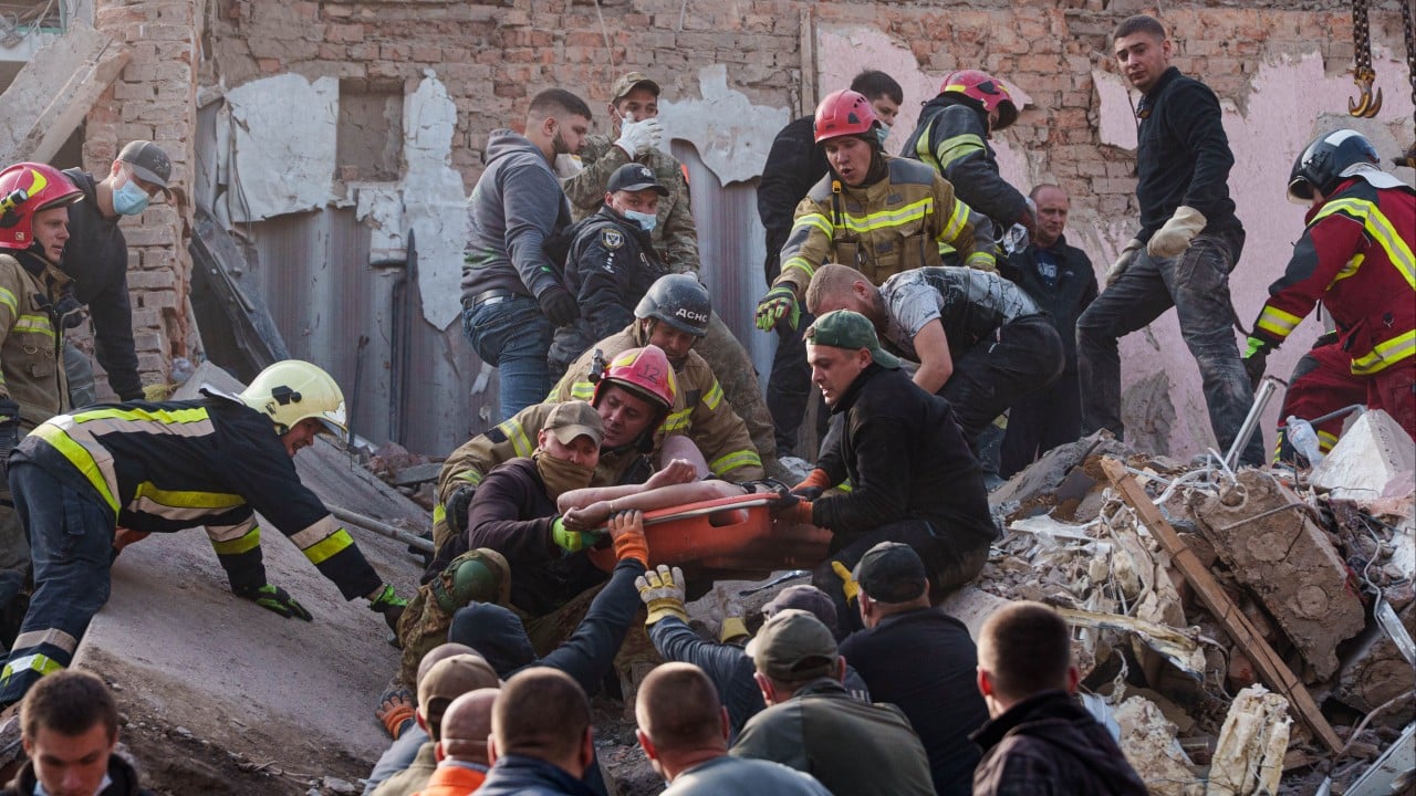 Ukraine’s Zelensky Accuses US of Inaction As Russian Launches Strikes on Kill Nearly 80 in 2 Days as Regional Tensions Surge