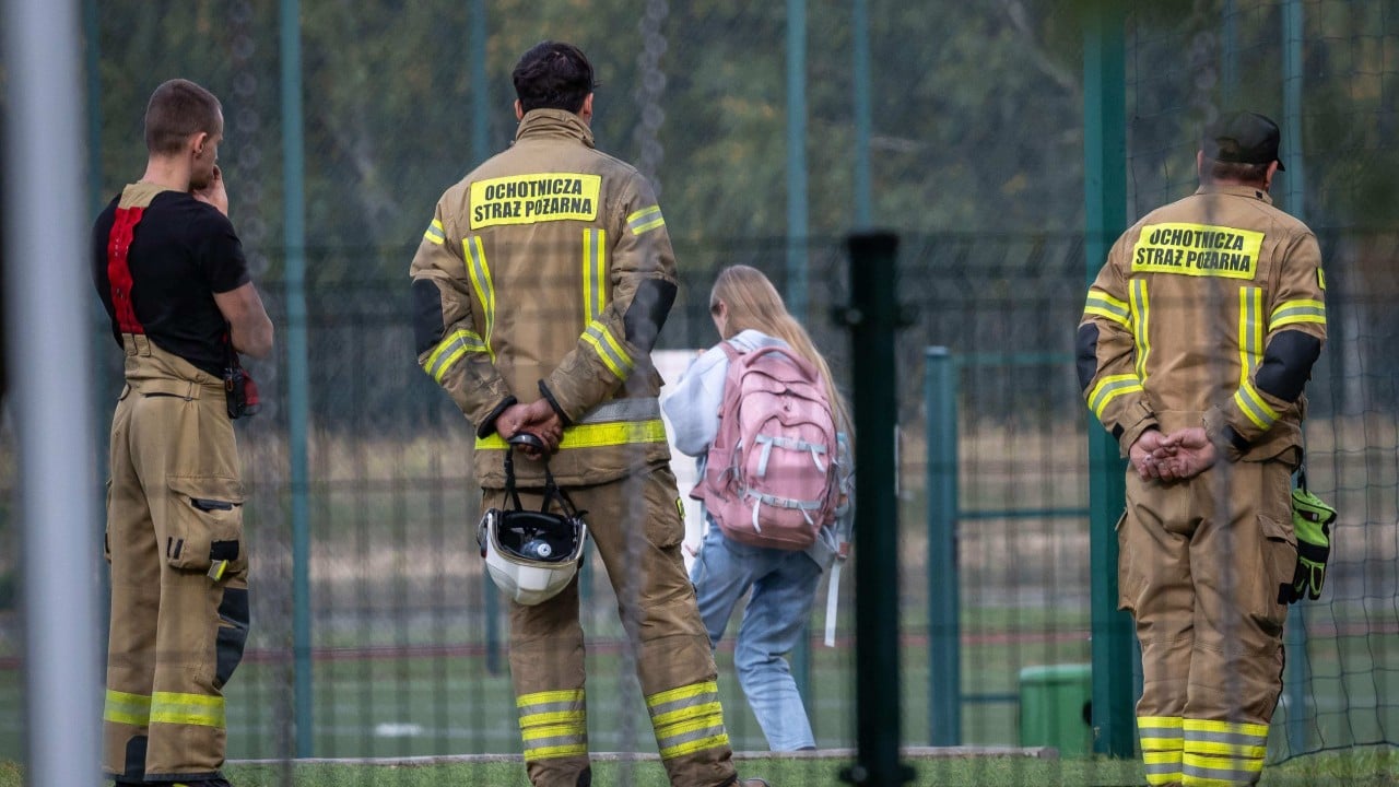 Polish Police Arrest Teens Over ‘bloody Friday’ School Launches Strikes on Threats as Regional Tensions Surge