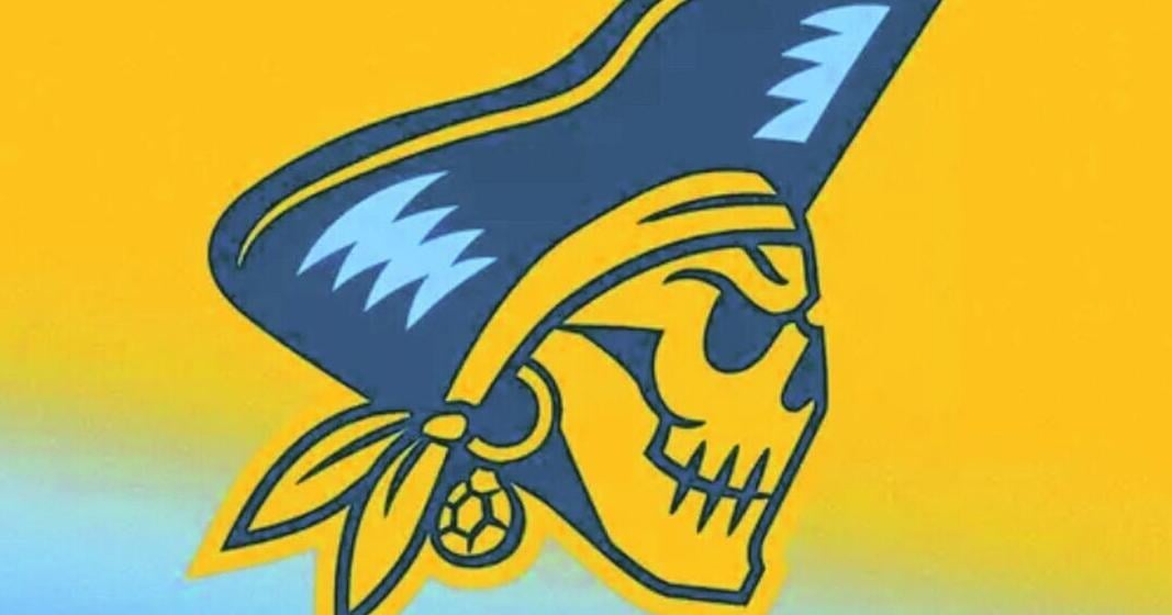 Frosh Noah Carrasco Throws for Three Tds As Beloit College Downs Lawrence 27-17