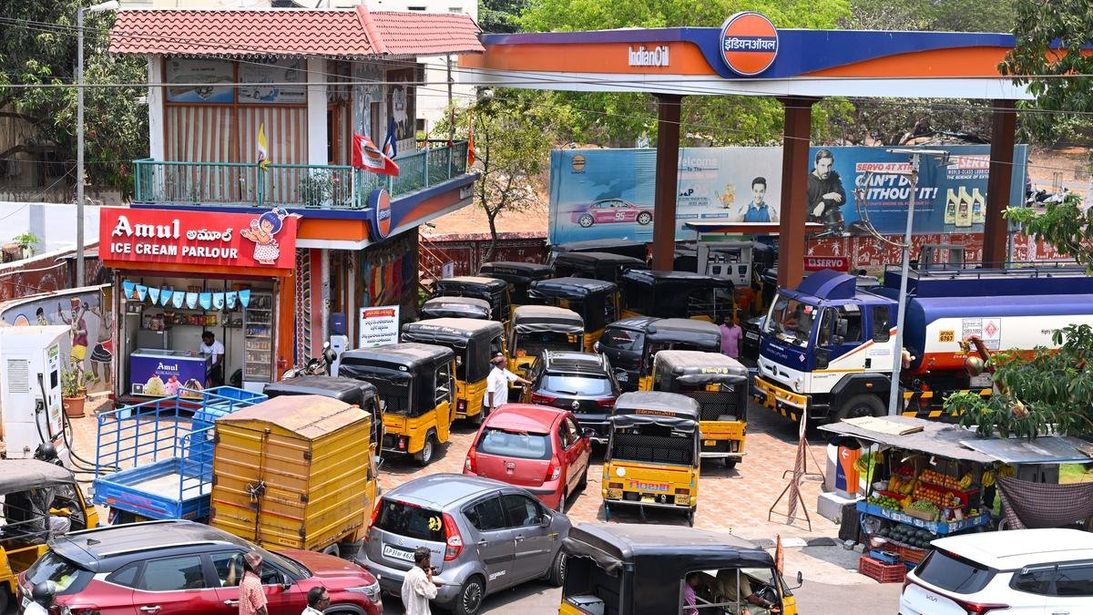 Indian Oil to Quench India's Thirst: Packaged Water at 43,000 Fuel Outlets