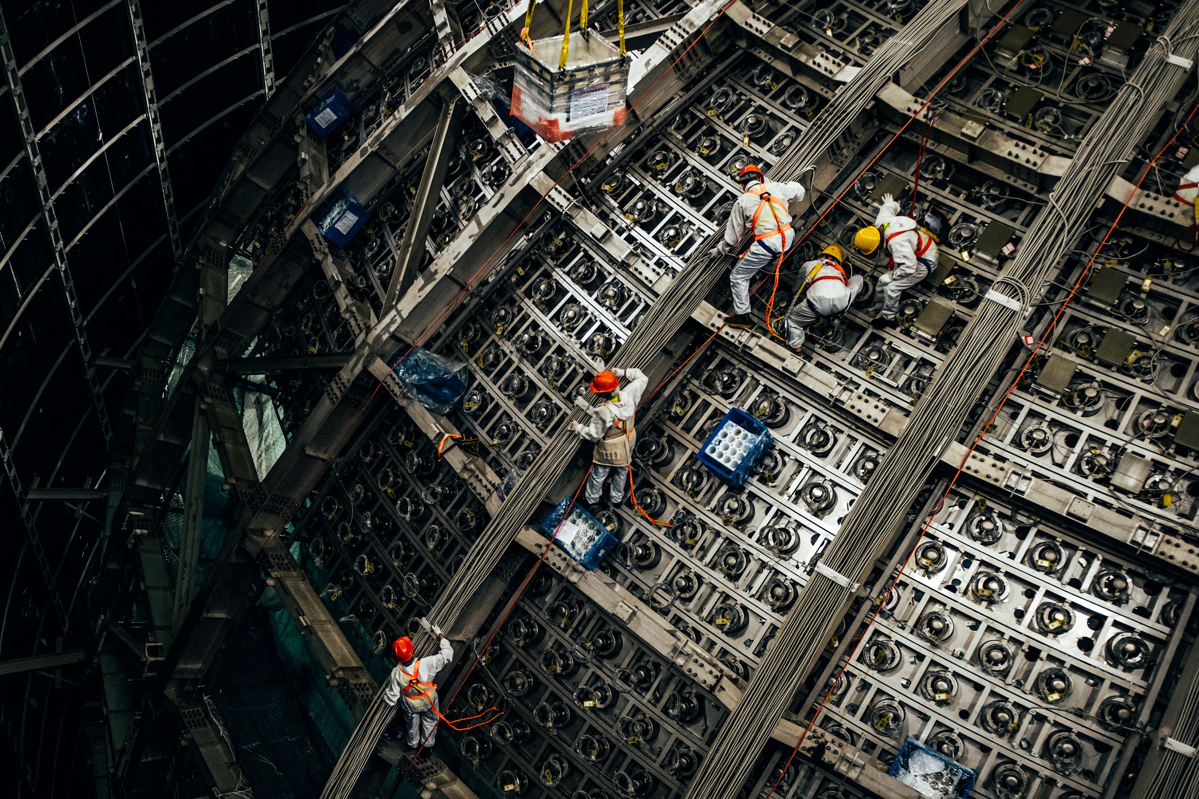 A Scientist Working on the ‘icecube’ Neutrino Detector Explains the Nobel Prize–winning Technology