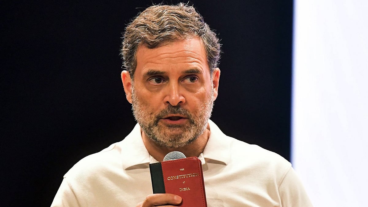 Corporate Strategy: Solution is not to lock women inside’: Rahul backs Delhi protests