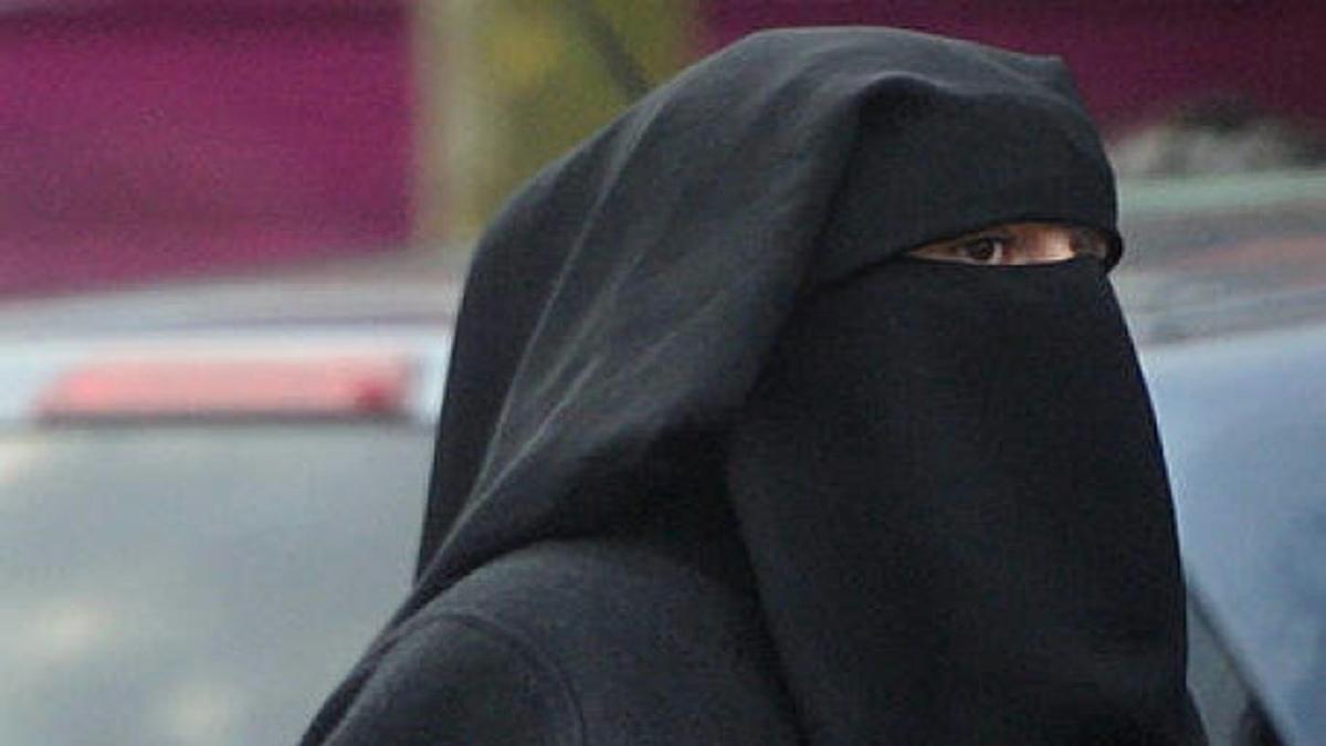 Medical Students Protest in J&K After Professor Allegedly Orders Burqa-Clad Interns Out of Labour Room